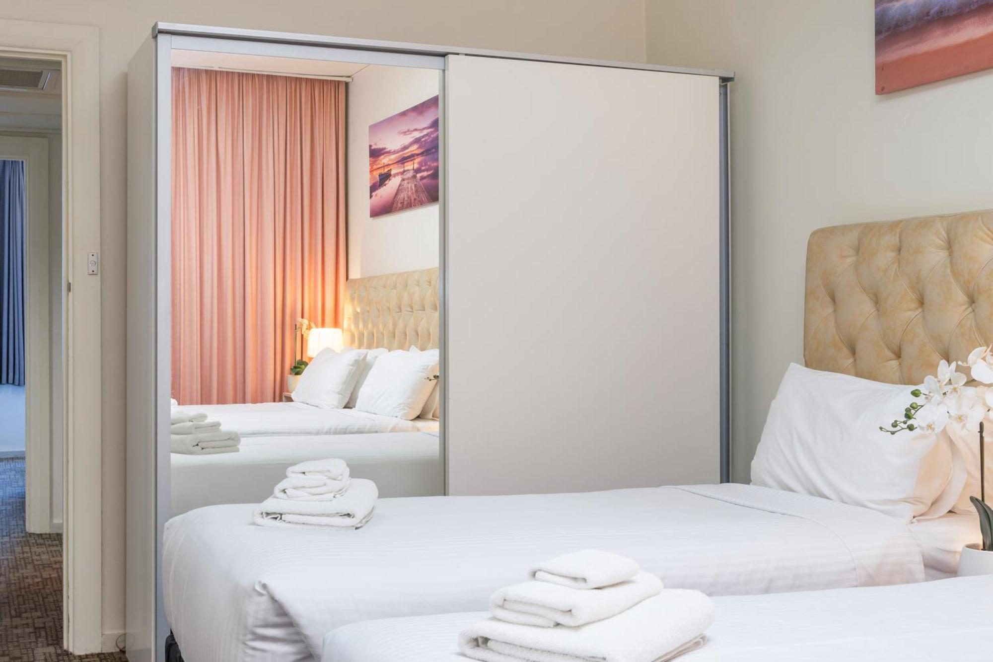 Adelaide Granada Motor Inn Eksteriør billede