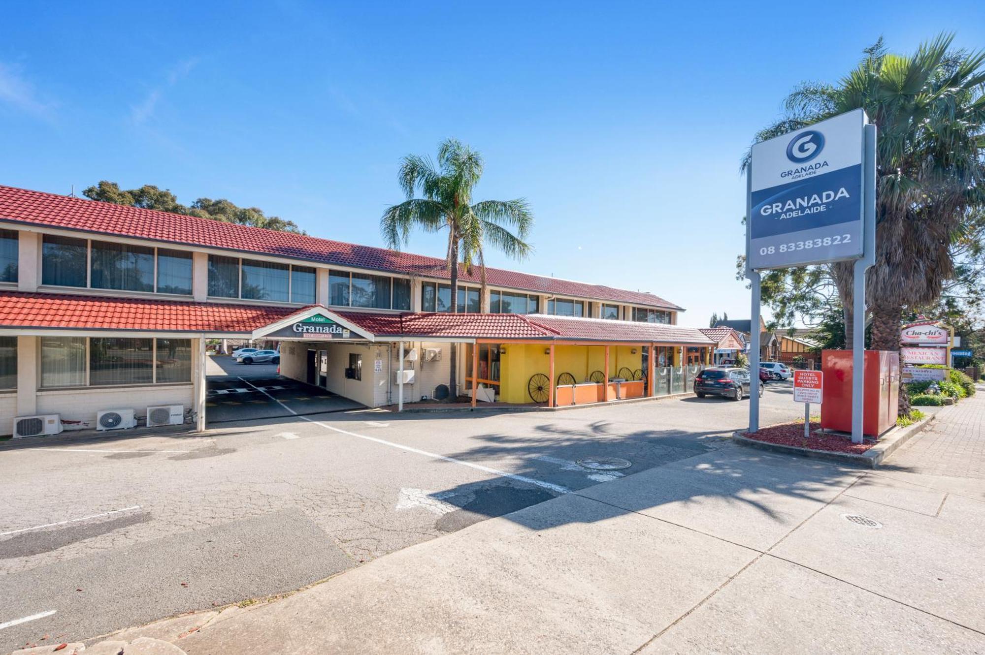 Adelaide Granada Motor Inn Eksteriør billede