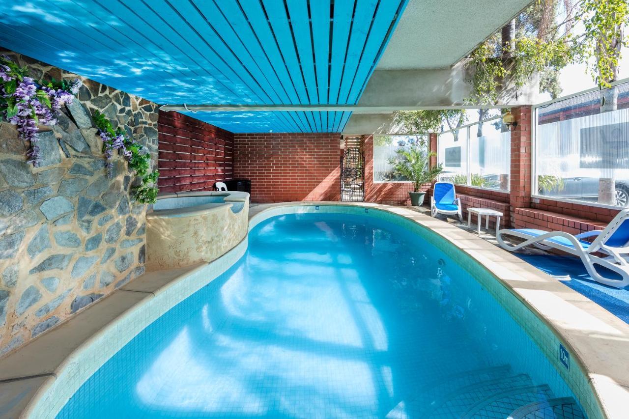 Adelaide Granada Motor Inn Eksteriør billede